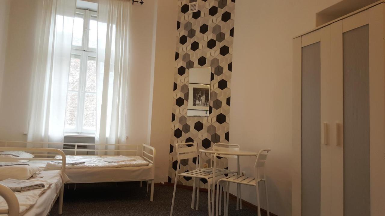 وارسو Hostel Witt المظهر الخارجي الصورة