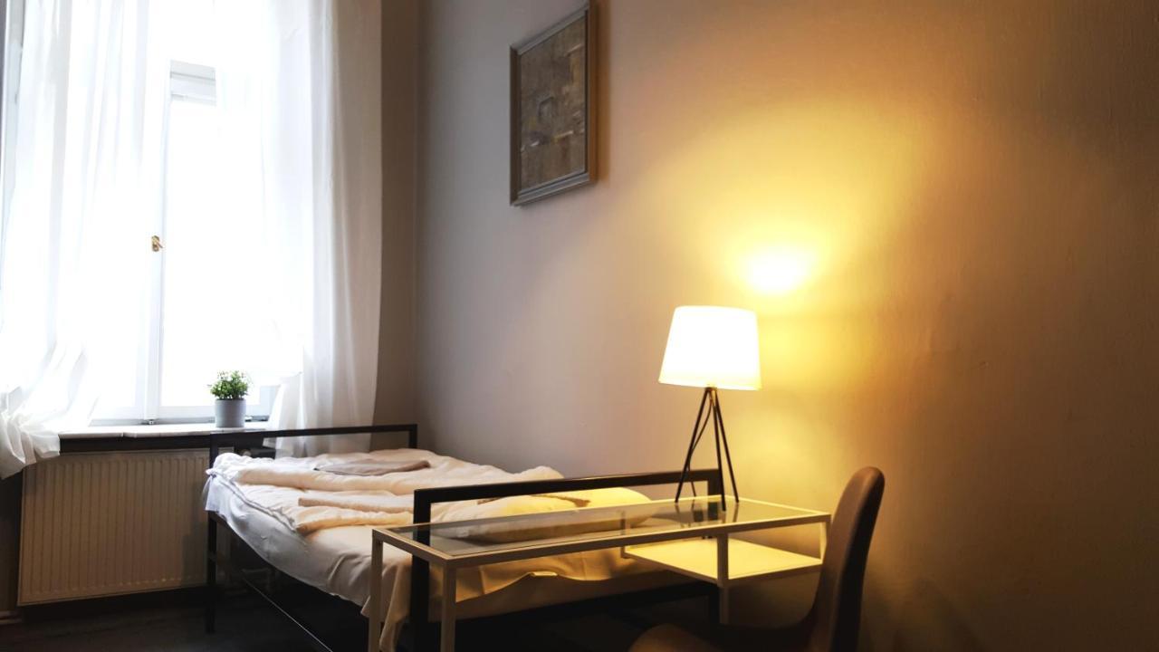 وارسو Hostel Witt المظهر الخارجي الصورة